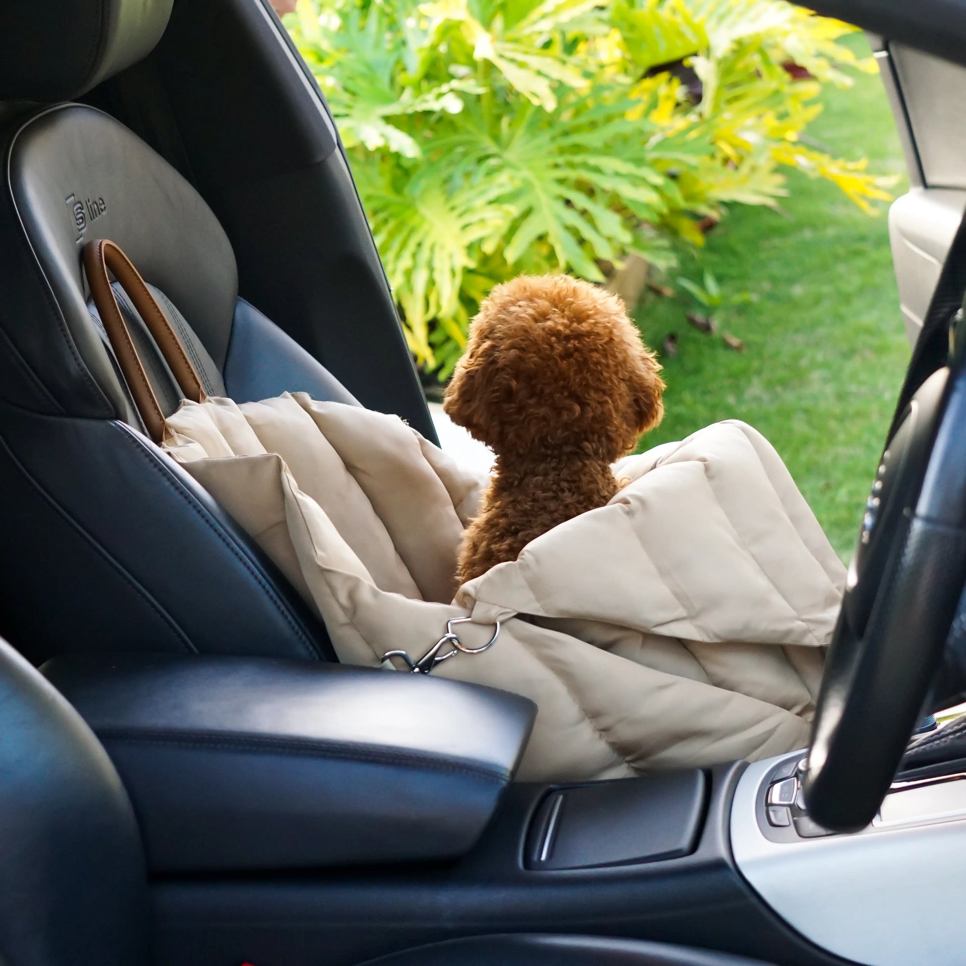 Bilsete til hund - beige - Dyrekompaniet