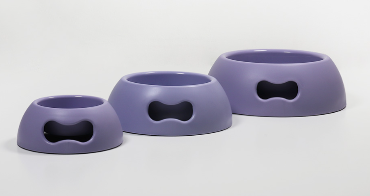 Medium matskål til hund og katt - svart - Dyrekompaniet