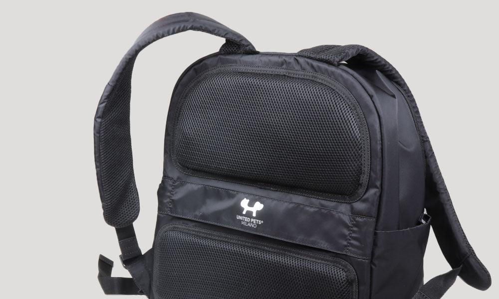 Ryggsekk til hund og katt svart/rosa - Dyrekompaniet